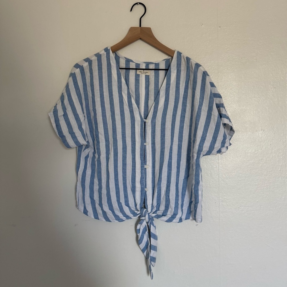 Thread & Supply Blue and White Button Down Linen Blend Top with Tie EUC Size M